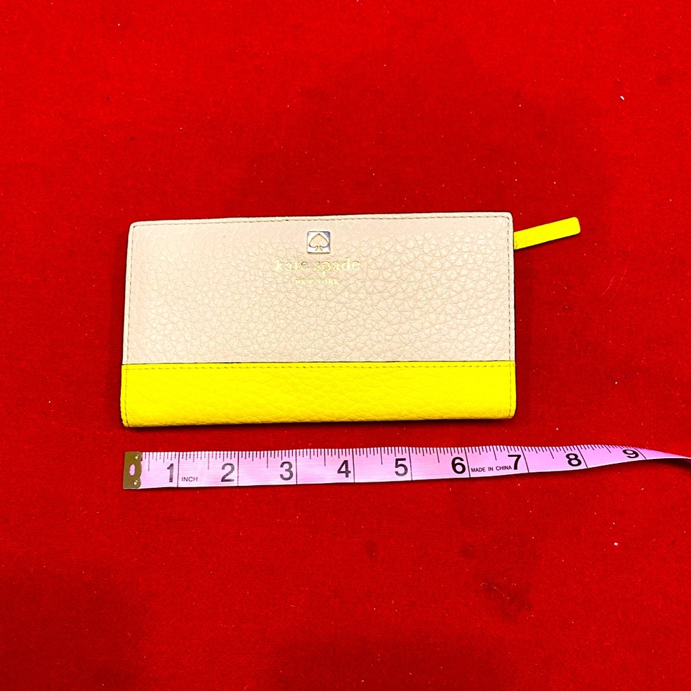 NEW Kate Spade bifold wallet